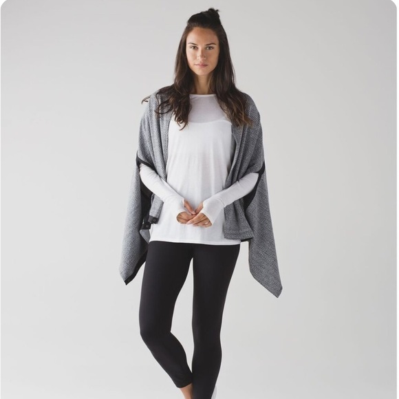 Lululemon Vinyasa Wrap Heather Gray One Size - Picture 1 of 4